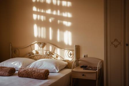 гостевой дом в лоо уютный дворик номер люкс с кухней