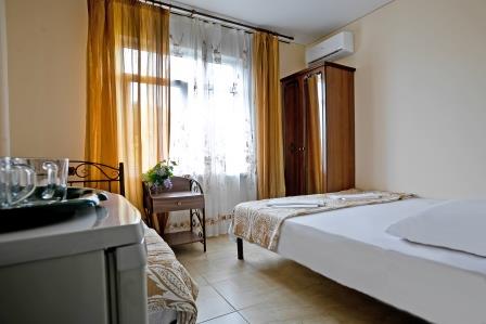 гостевой дом в лоо уютный дворик Трехместный номер